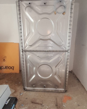 2.5-tonluk-moduler-paslanmaz-celik-su-depo-3